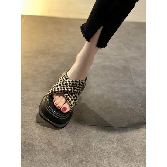 Fashion Versatile Retro Cross Sandals Black Shoes